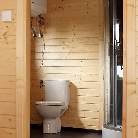 Zacisze , Z Balia Z Jacuzzi بيت للعطل Choczewo